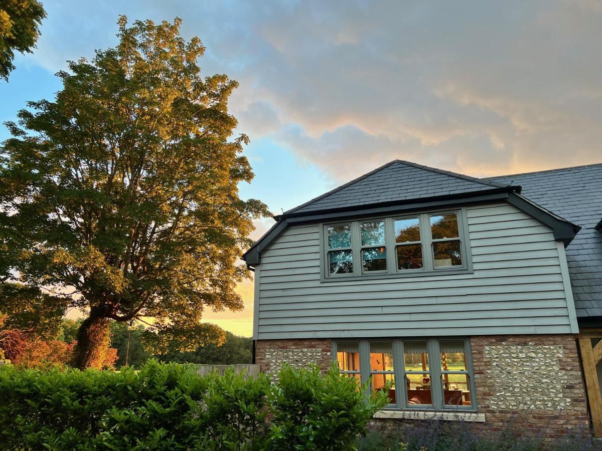Flint House - Goodwood Events Bed and Breakfast Chichester Buitenkant foto
